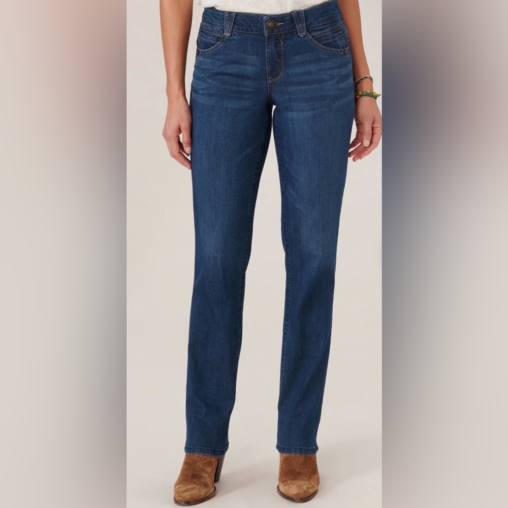 Democracy "Ab"solution® Petite Straight Leg Indigo Jeans